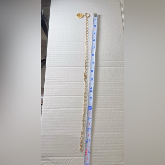 Ettika 16” Gold Necklace with Round “Trees”Pendant - Picture 4 of 5